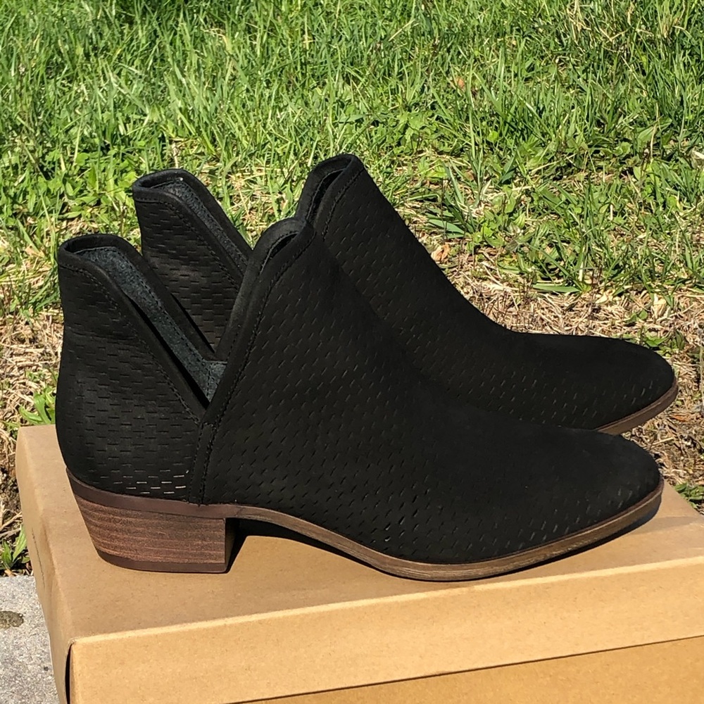 Women’s Black ankle boots size 12